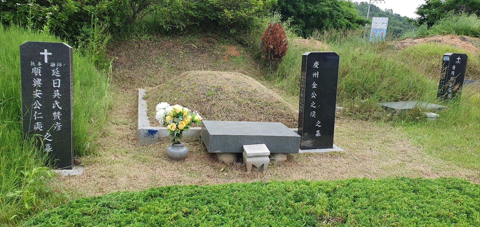1938573520_hImey61n_b93de94d782b4e3aa9d771f4bc431d077896a2ae.jpg 이미지크게보기
